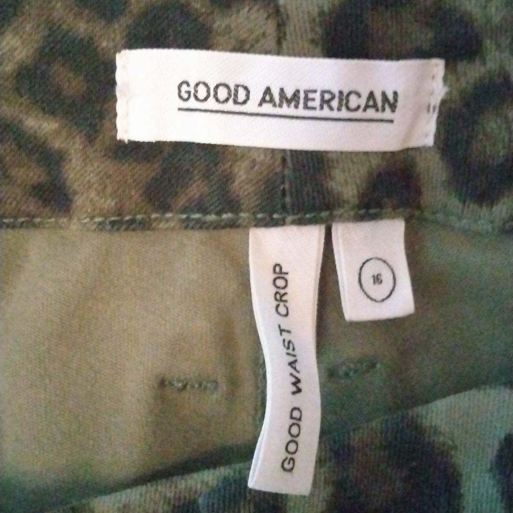 Good American Good waist crop jeans. Plus size 16. Animal print. - Picture 8 of 13